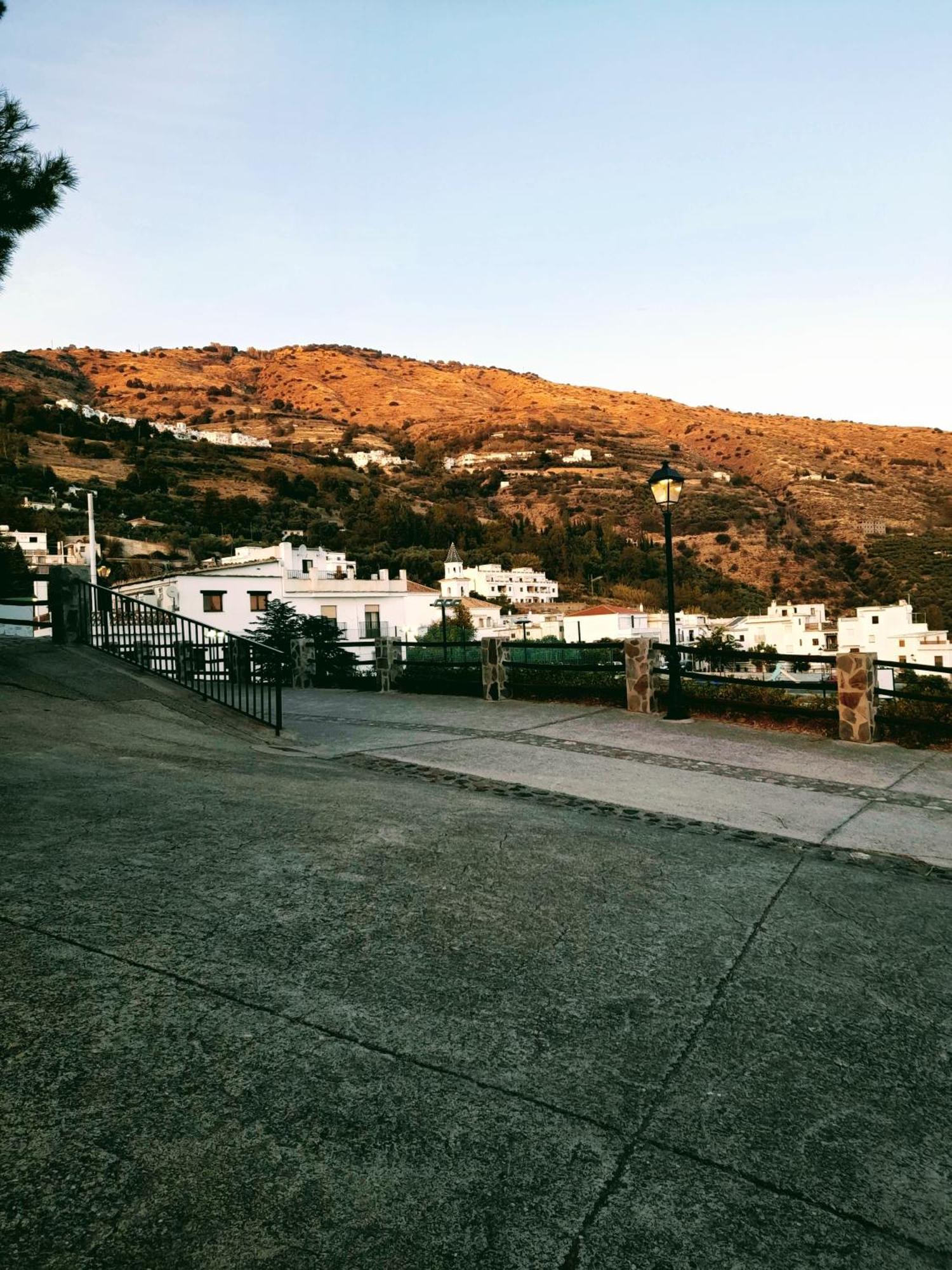 Apartamento Valentino'S- Alpujarra Carataunas Εξωτερικό φωτογραφία